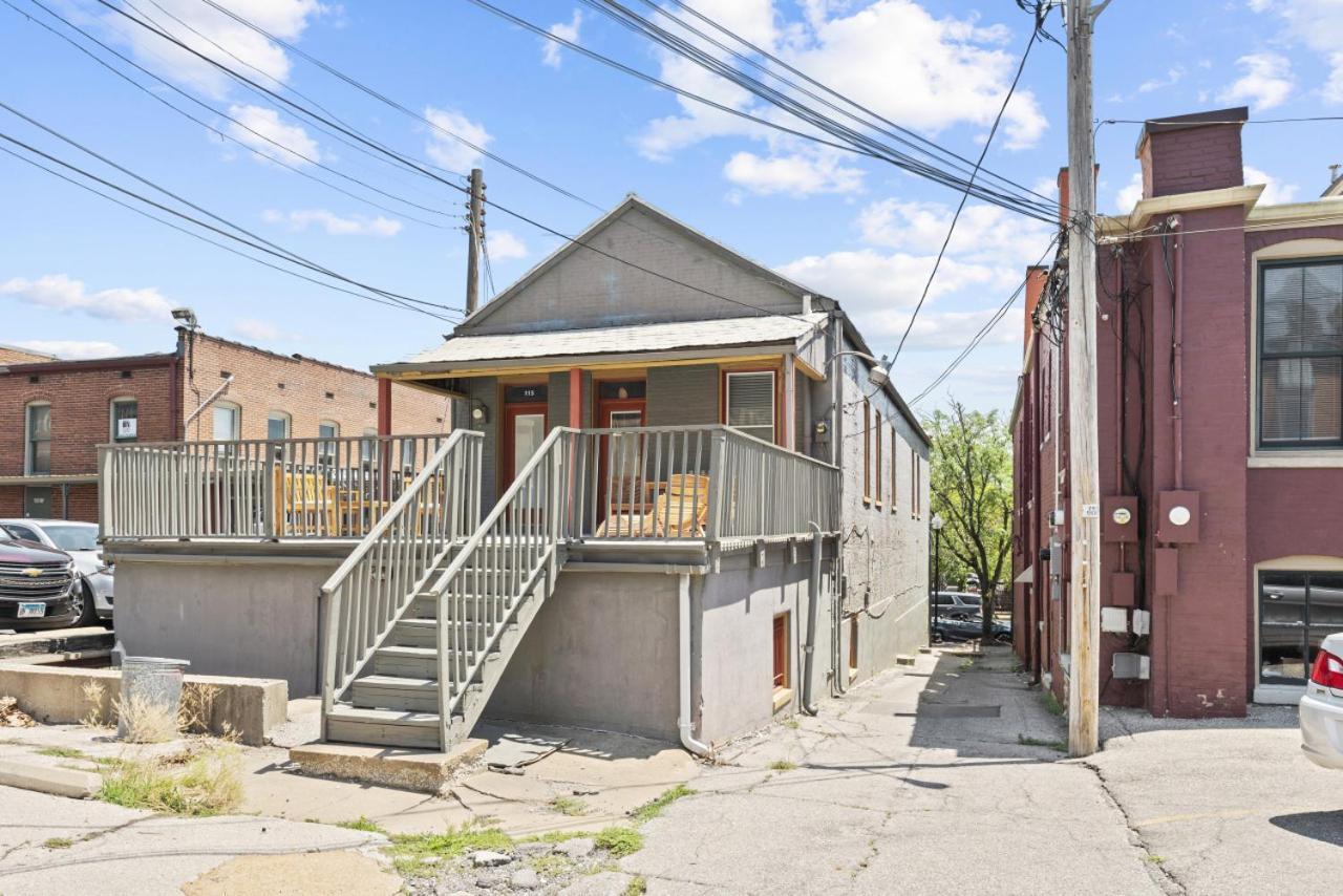 115 N Main Huge 2 Bedroom Unit On Main Street Saint Charles エクステリア 写真