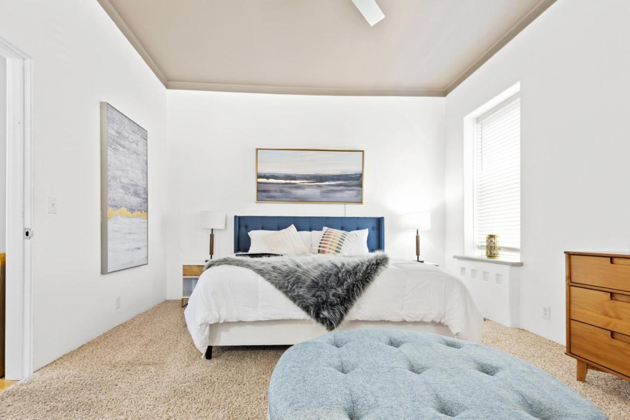 115 N Main Huge 2 Bedroom Unit On Main Street Saint Charles エクステリア 写真